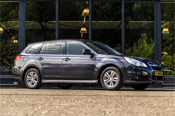 Touring Wagon 2.0i Intro