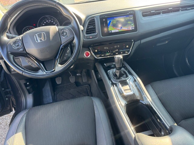 Honda HR-V 1,5 i-VTEC Executive — photo 7