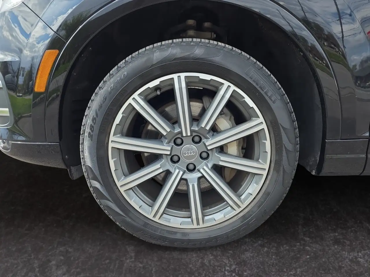 Audi Q7 снимка Audi Q7