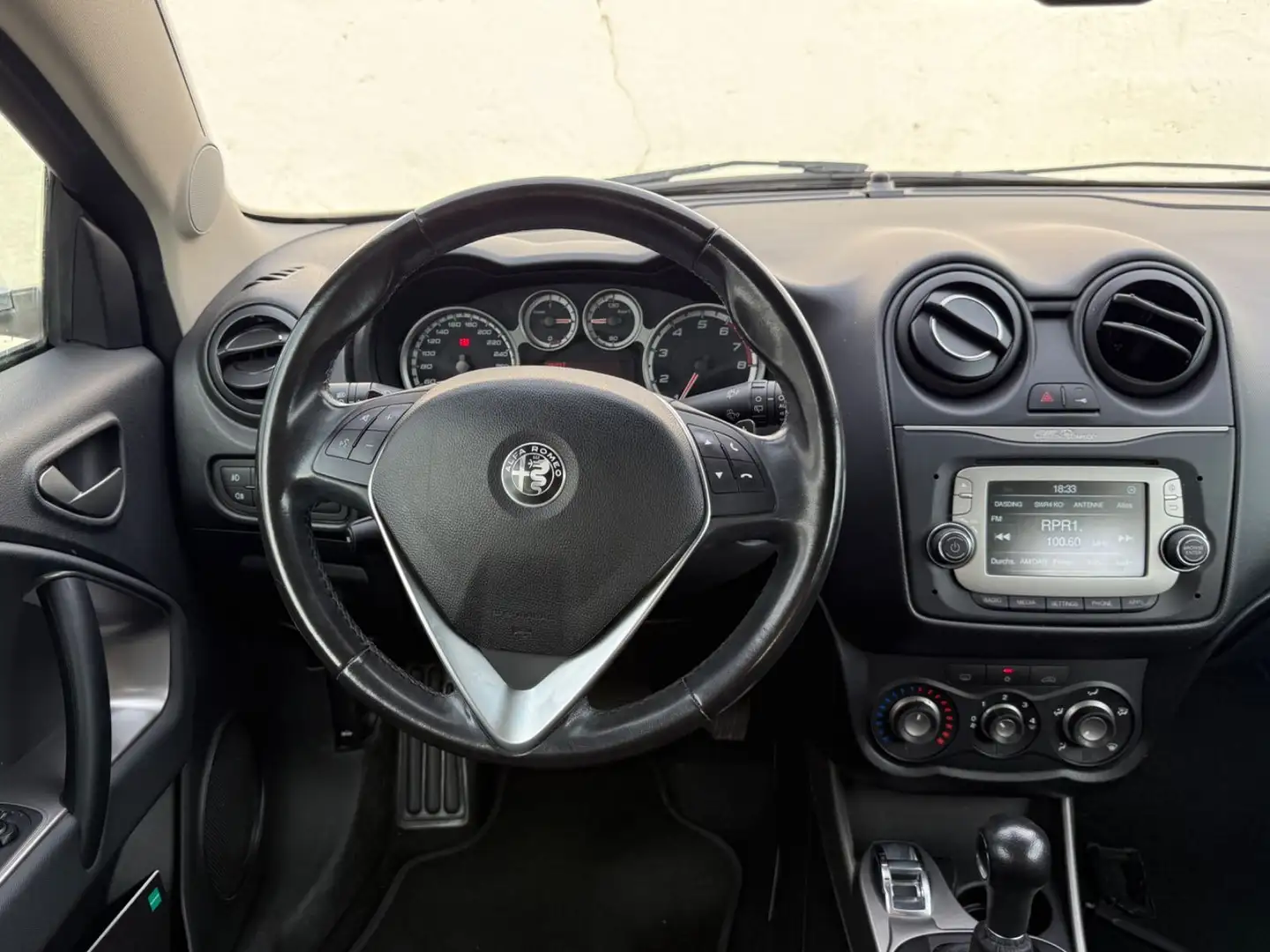 Alfa Romeo MiTo Super Weiß - 2