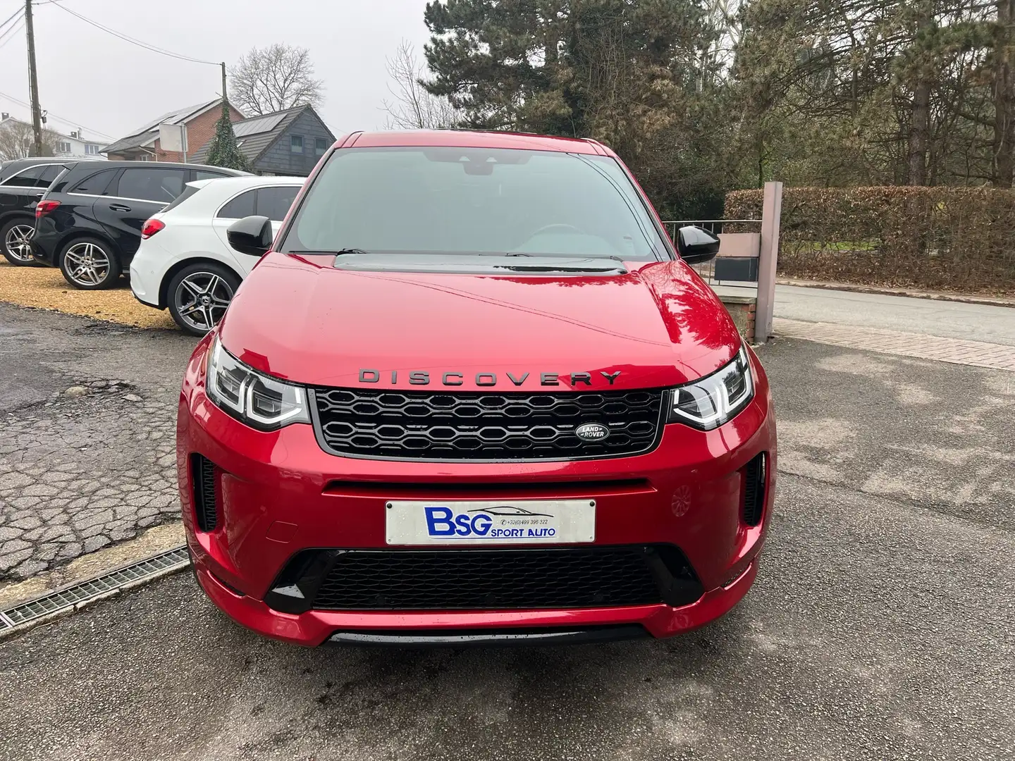 Land Rover Discovery Sport 2.0 TD4 HSE (EU6d-TEMP)//fulll///Rdynamique Rouge - 2