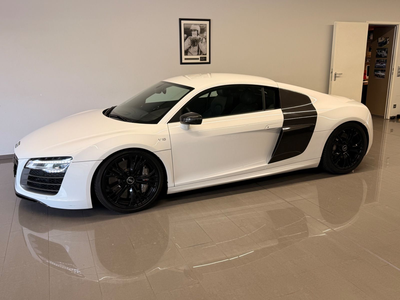 Audi R8 5.2 V10 Plus + Manual 6 Gang.Voll.TOP Rarität — photo 9