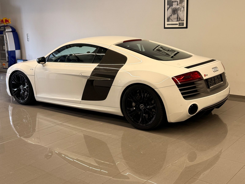 Audi R8 5.2 V10 Plus + Manual 6 Gang.Voll.TOP Rarität — photo 11