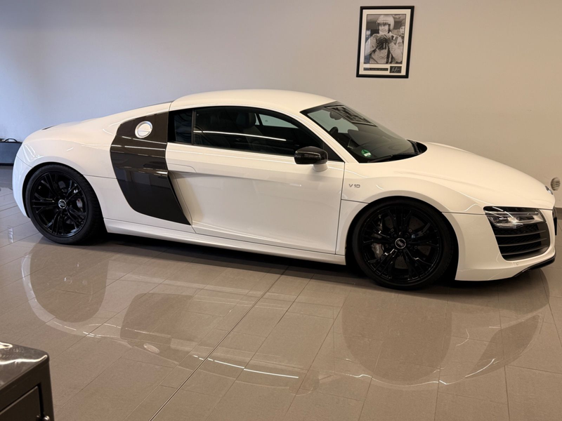 Audi R8 5.2 V10 Plus + Manual 6 Gang.Voll.TOP Rarität — photo 2