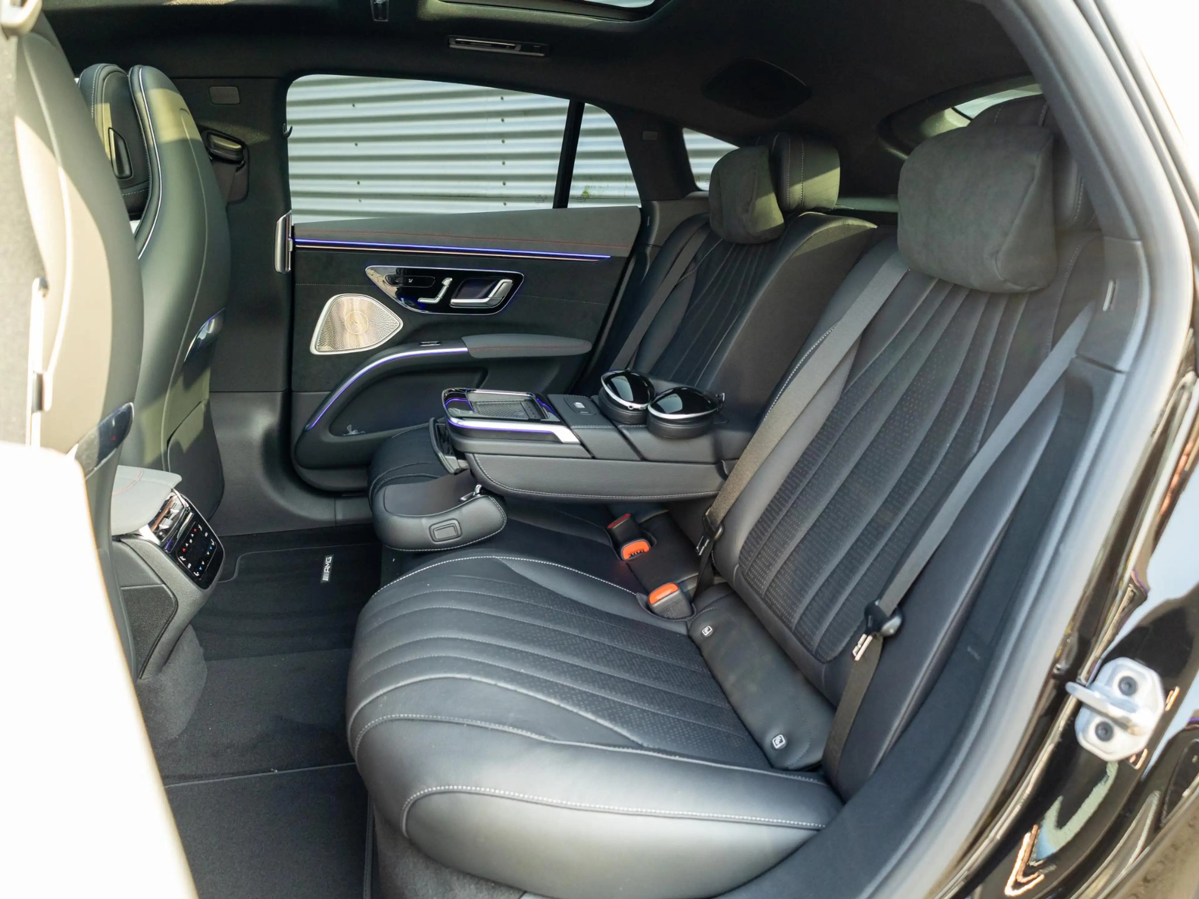Mercedes-Benz EQS 350 Sport Edition 96 kWh Premium PLUS — photo 10