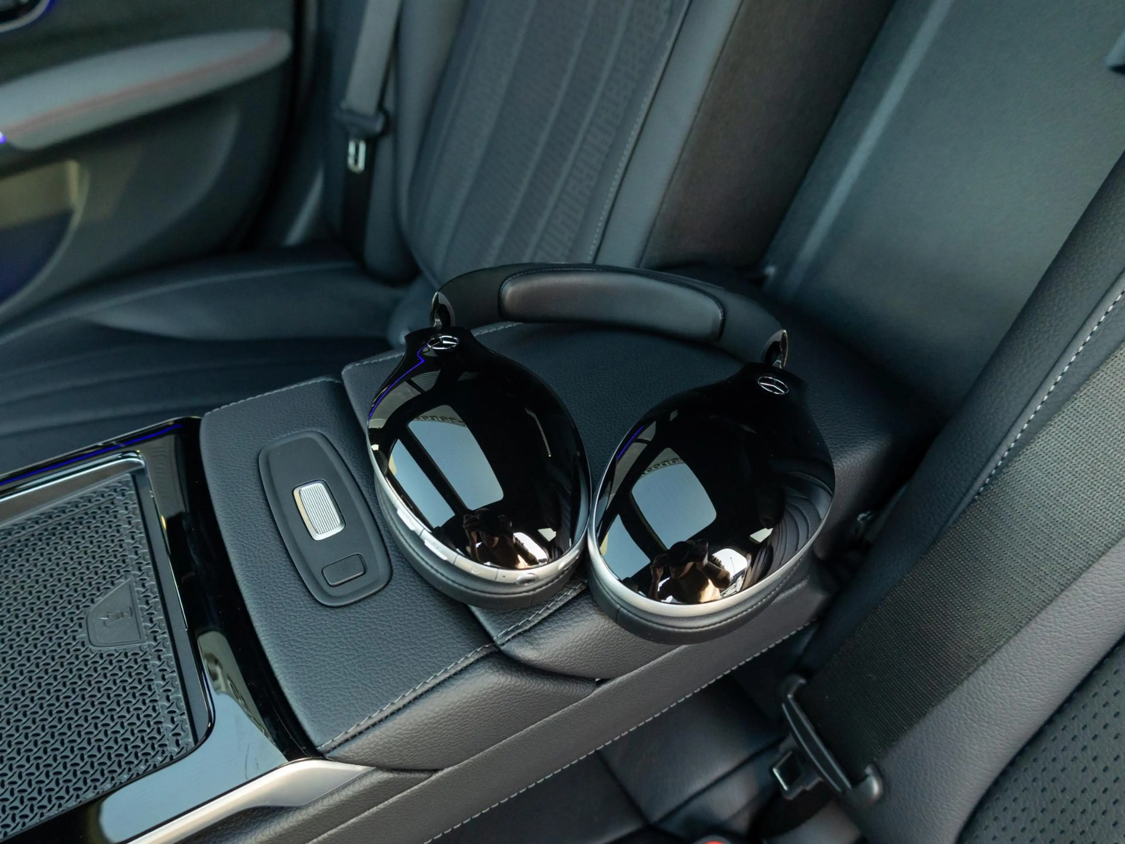 Mercedes-Benz EQS 350 Sport Edition 96 kWh Premium PLUS — photo 11