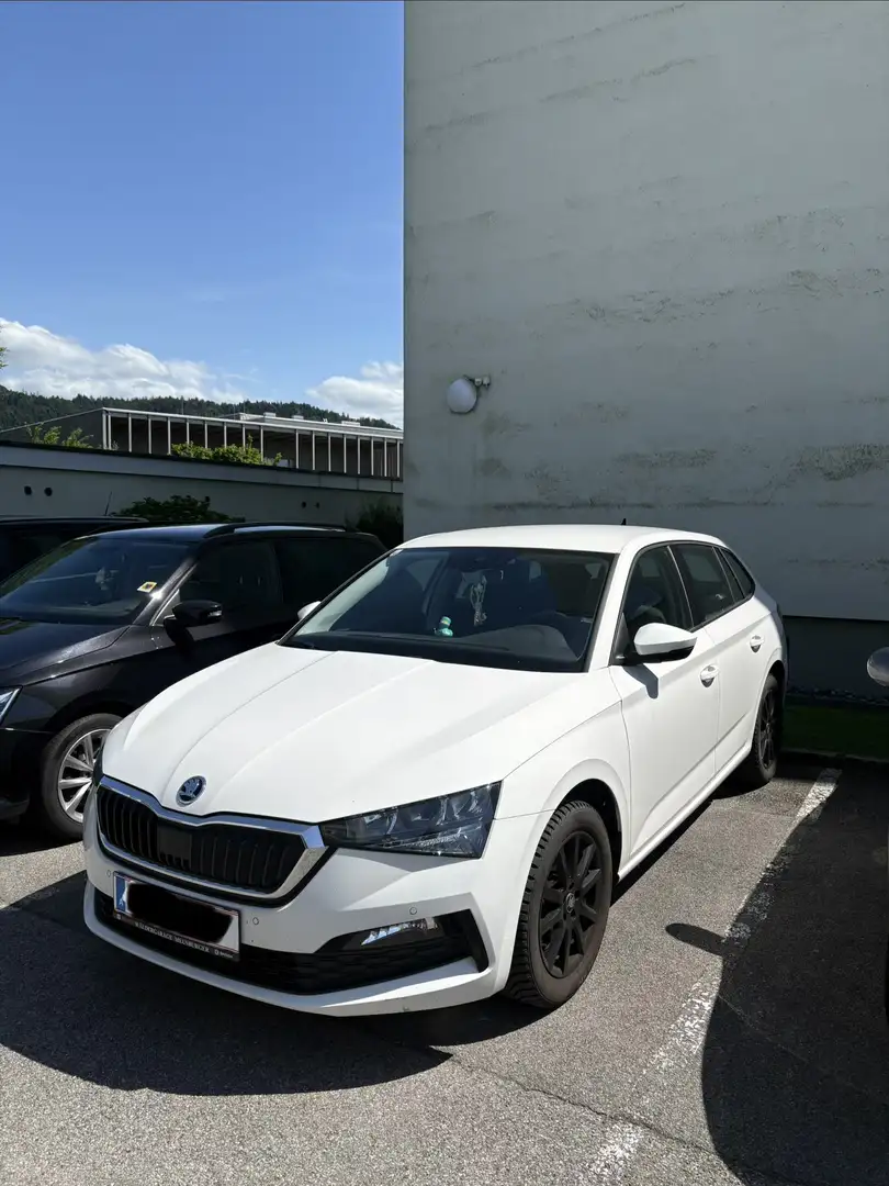 Skoda Scala Ambition Weiß - 1