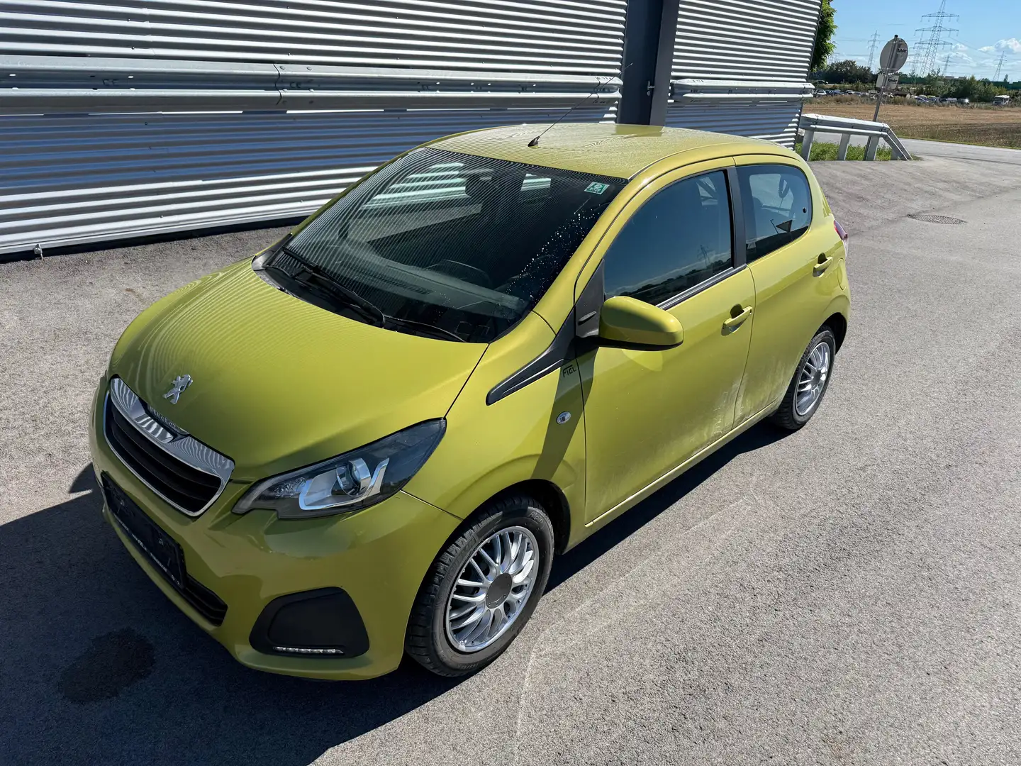 Peugeot 108 1,0 VTi 72 Active ASG5 Aut. ID:39 Grün - 1