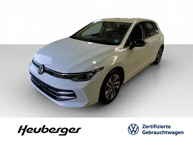 Volkswagen Golf VIII 1.5 TSI DSG Energy, AHK, ACC, Navi, Matrix