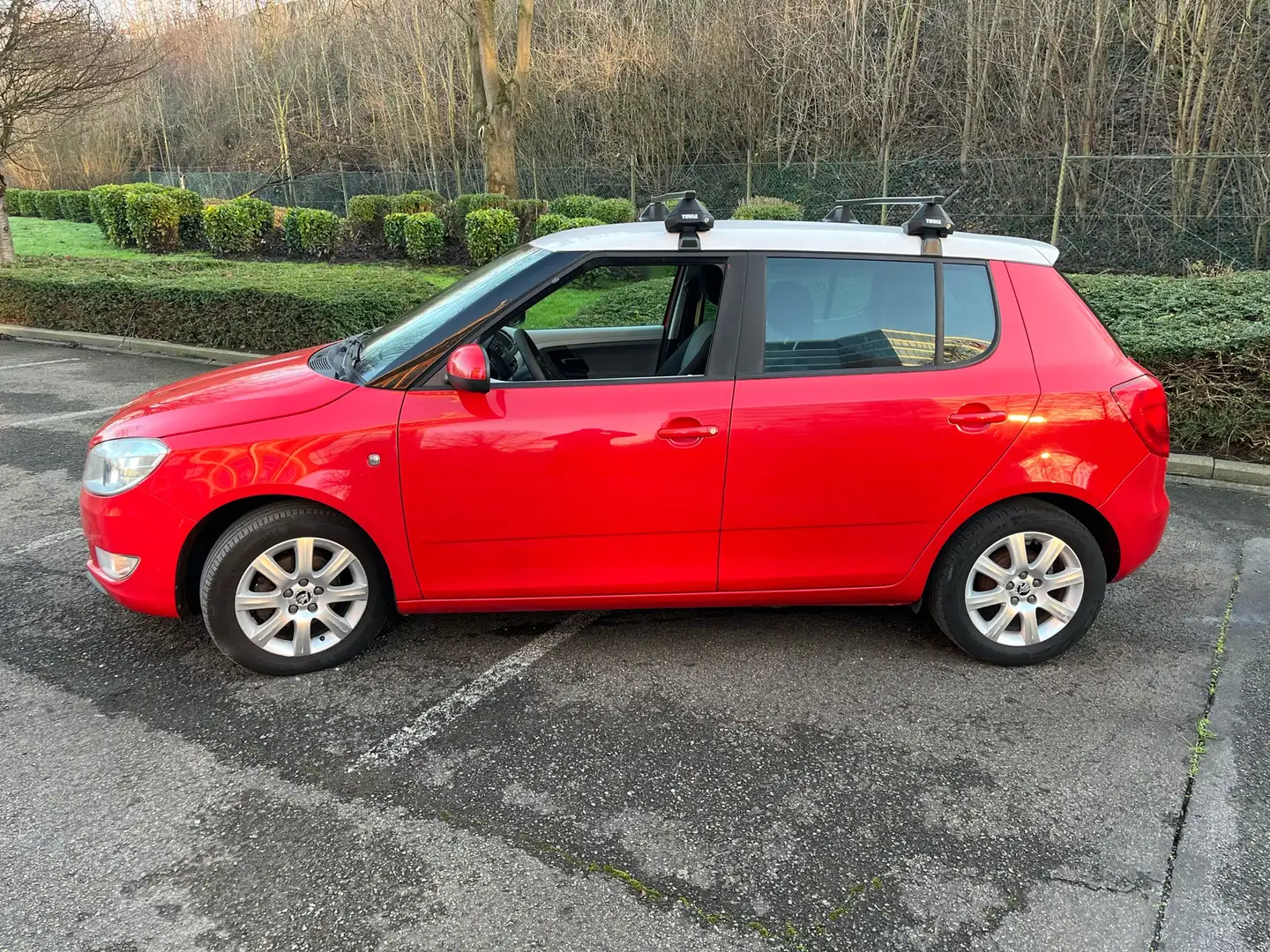Skoda Fabia 1.2i Think Pink✅CT OK ✅FEUILLE ROSE✅ETAT NEU Rouge - 2