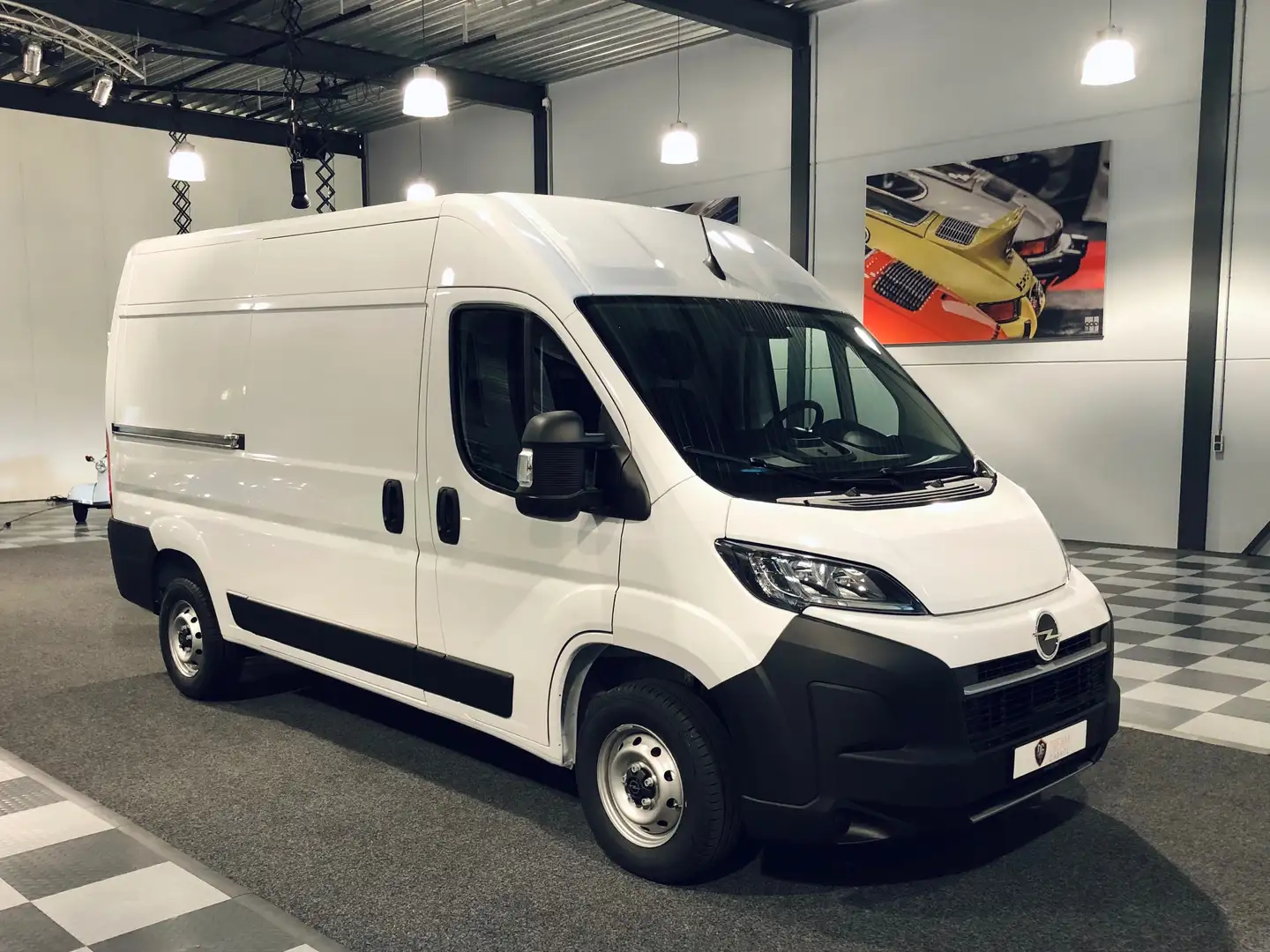 Opel Movano 2.2D 140 L2H2 3.3t nieuw model, BPM vrij Weiß - 1