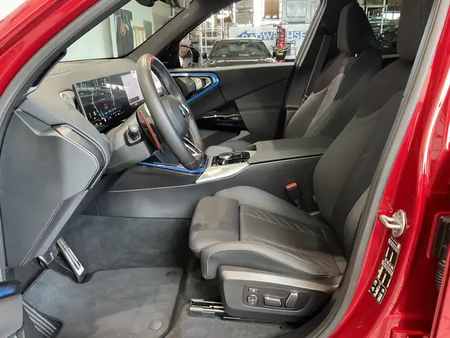 BMW X3 M view 7