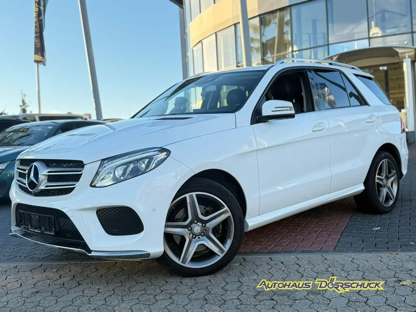Mercedes-Benz GLE 350 d AMG Line *AIRMATIC*360°*LED*20"AMG*H&K Weiß - 1