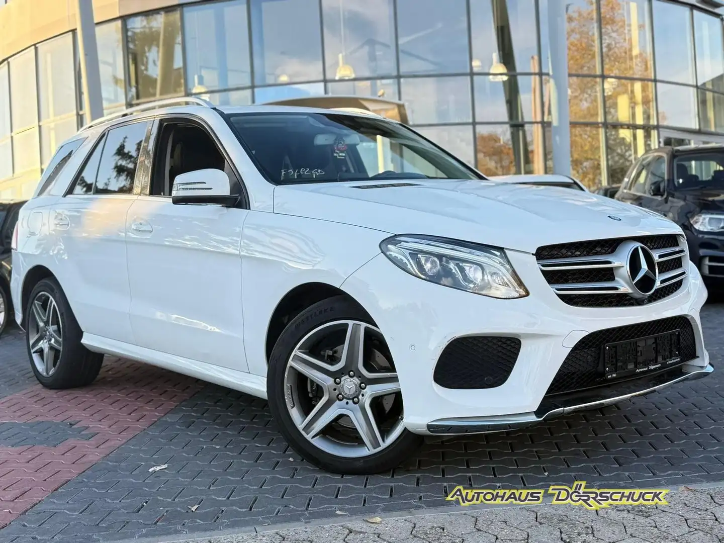 Mercedes-Benz GLE 350 d AMG Line *AIRMATIC*360°*LED*20"AMG*H&K Weiß - 2