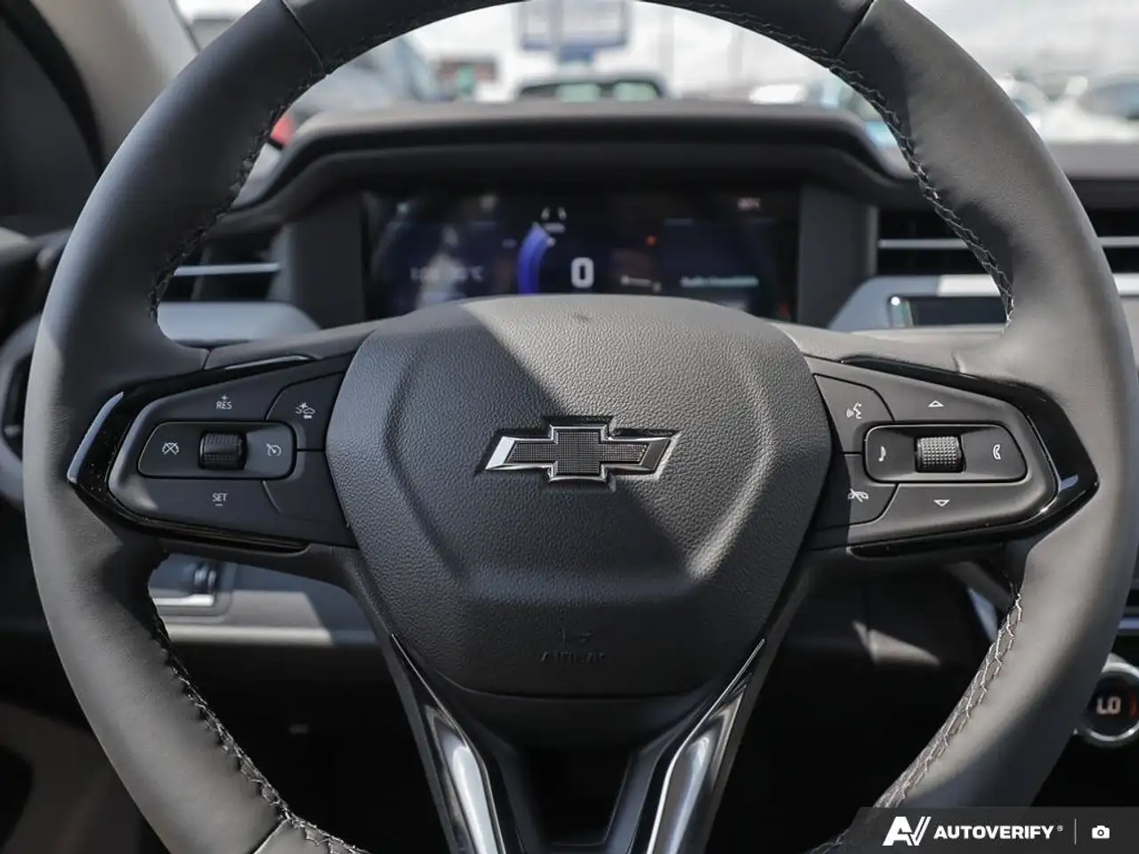 Chevrolet Bolt снимка Chevrolet Bolt