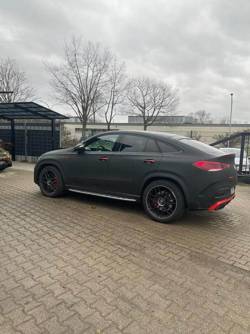 Mercedes-Benz GLE 63 AMG GLE-Coupe S 4Matic+ Speedshift TCT 9G Fekete - 2