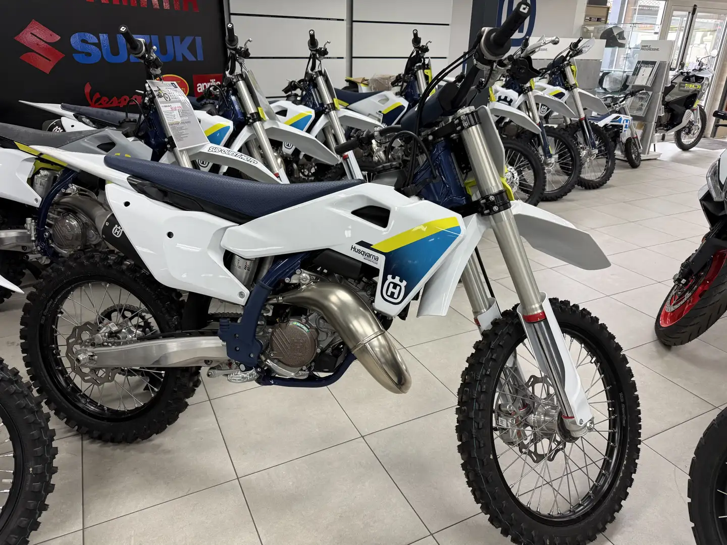Husqvarna TC 125 Blanco - 1