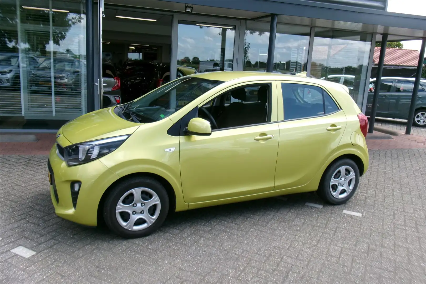 Kia Picanto 1.0 MPi 67pk 4-zits ComfortPlusLine Groen - 2
