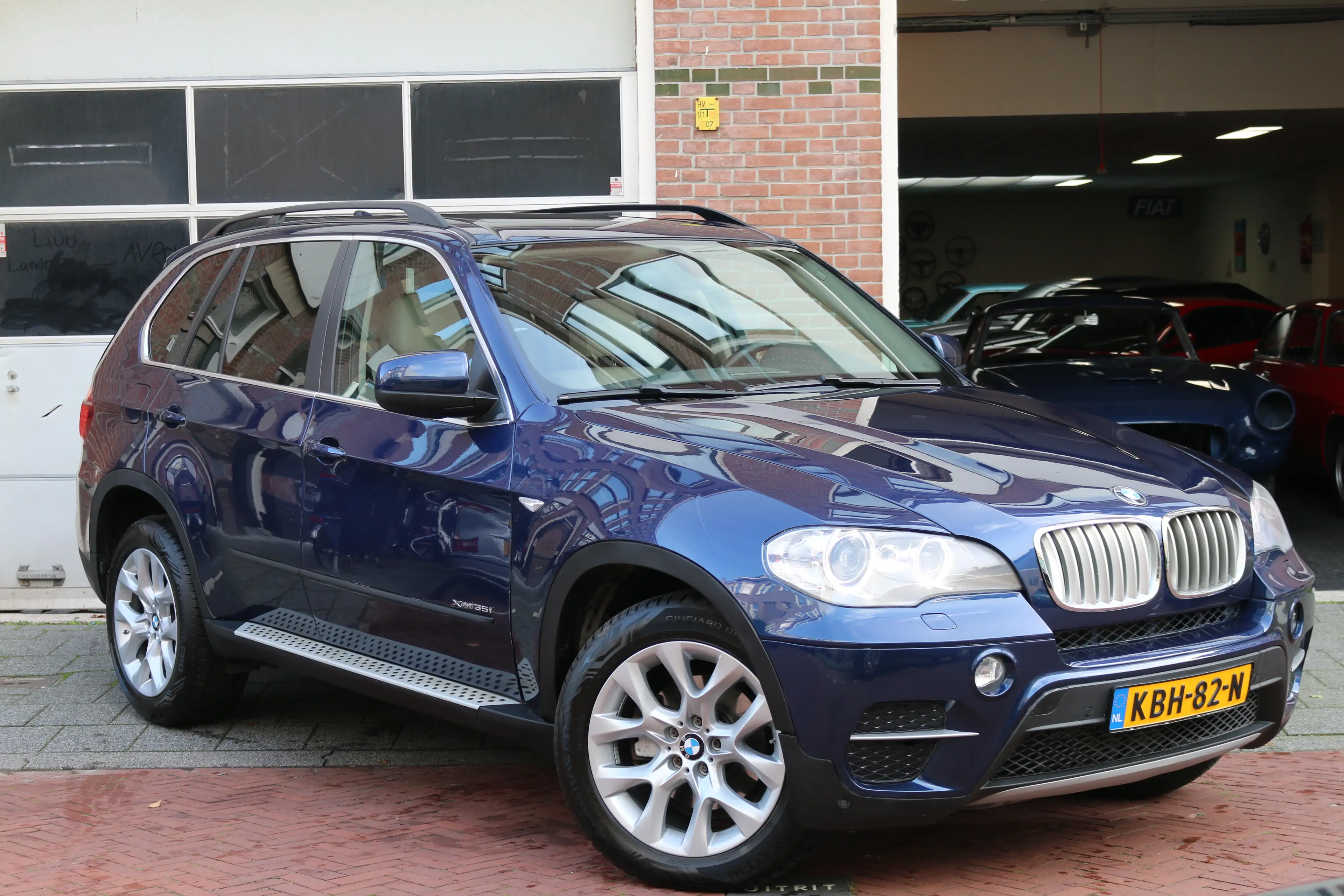 BMW X5 xDrive35i High Executive — photo 9