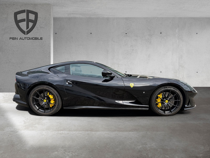 Ferrari 812 Superfast 6,5 V12*Lift*Diamond*Kamera*Carbon — photo 4