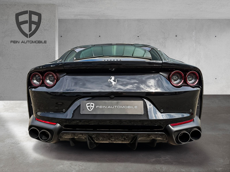Ferrari 812 Superfast 6,5 V12*Lift*Diamond*Kamera*Carbon — photo 2