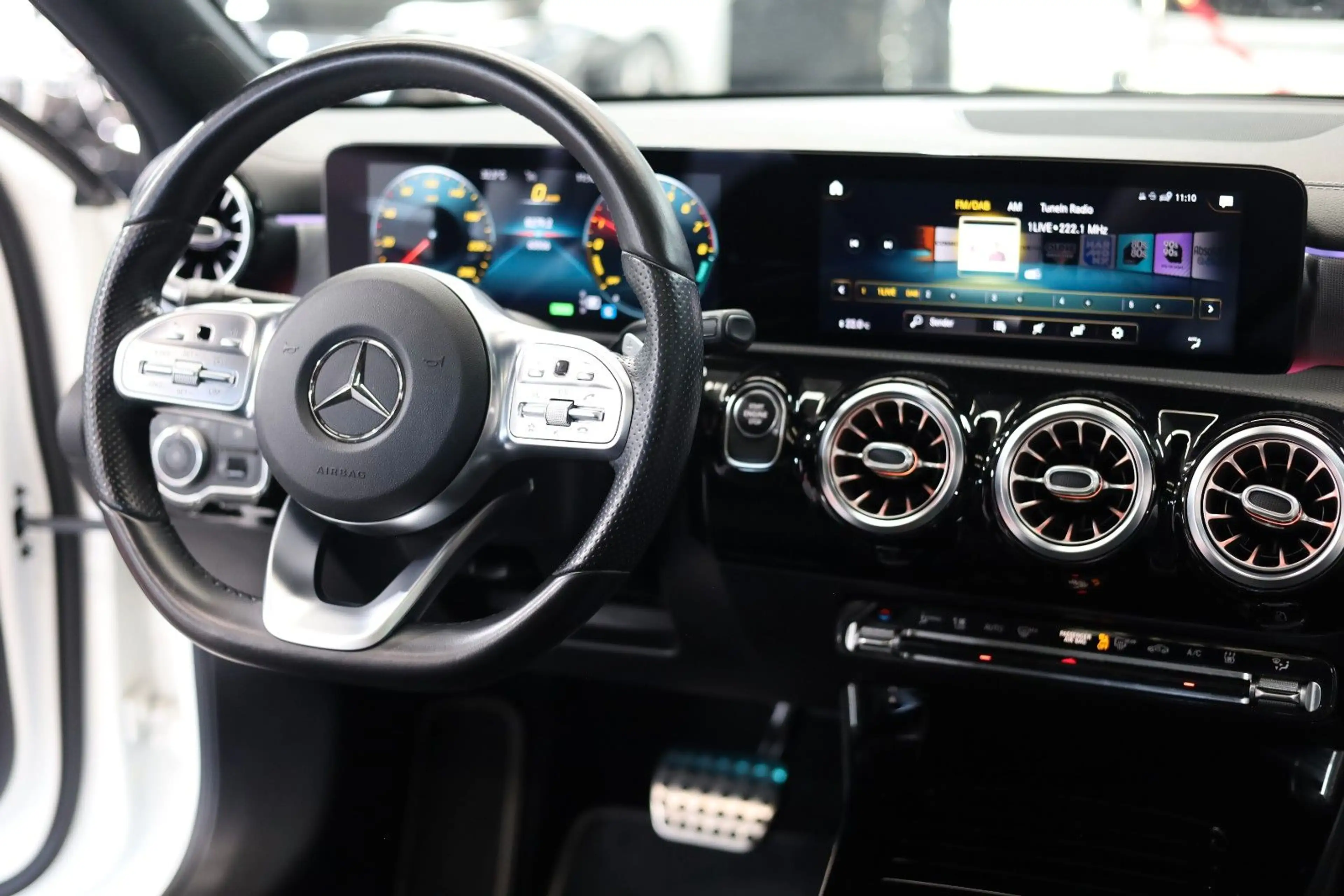 Mercedes-Benz A 250 e Edition 2020*AMG *Pano*Led*Night Paket — photo 10