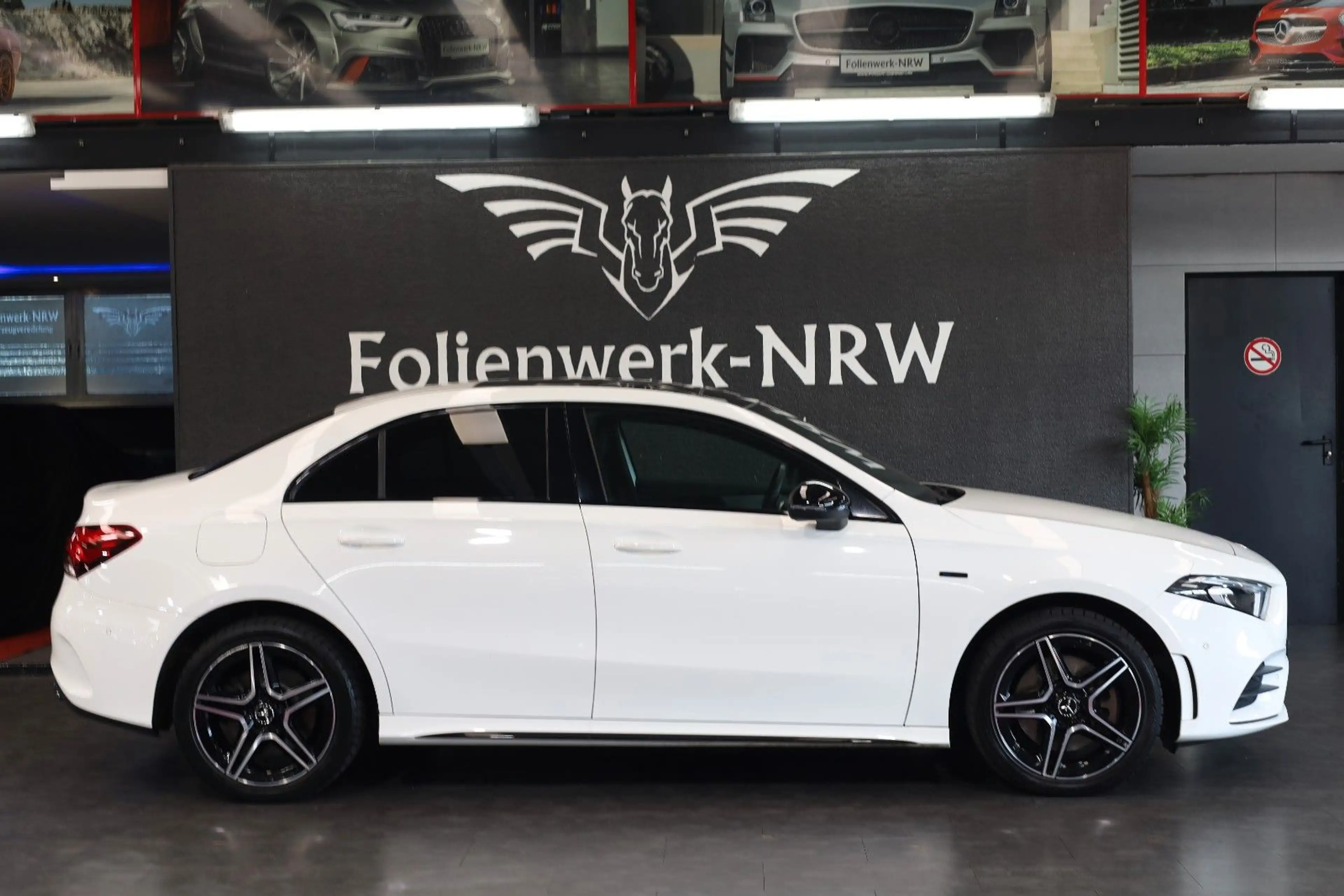 Mercedes-Benz A 250 e Edition 2020*AMG *Pano*Led*Night Paket — photo 3