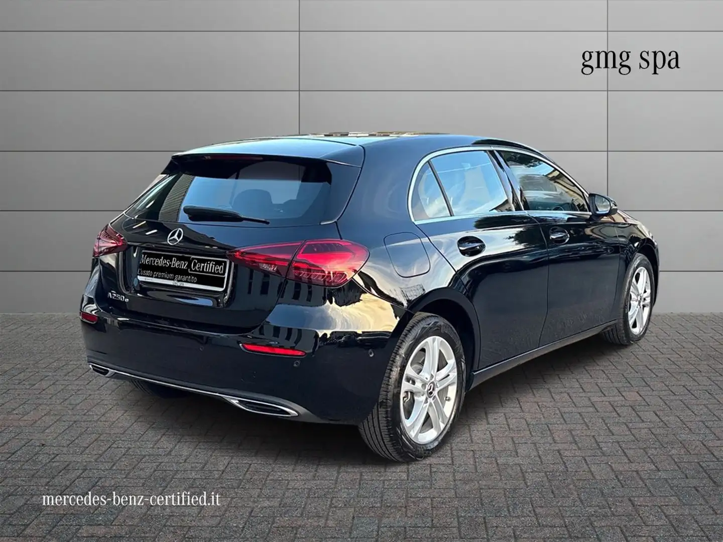 Mercedes-Benz A 250 A 250 e phev Progressive Advanced auto Nero - 2
