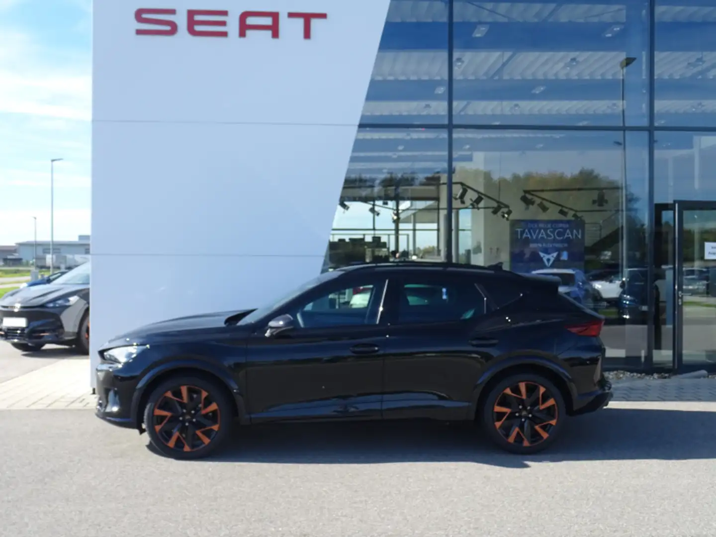 CUPRA Formentor Formentor VZ 2.0 TSI 4Drive DSG 333PS AHK Navi ACC Zwart - 1