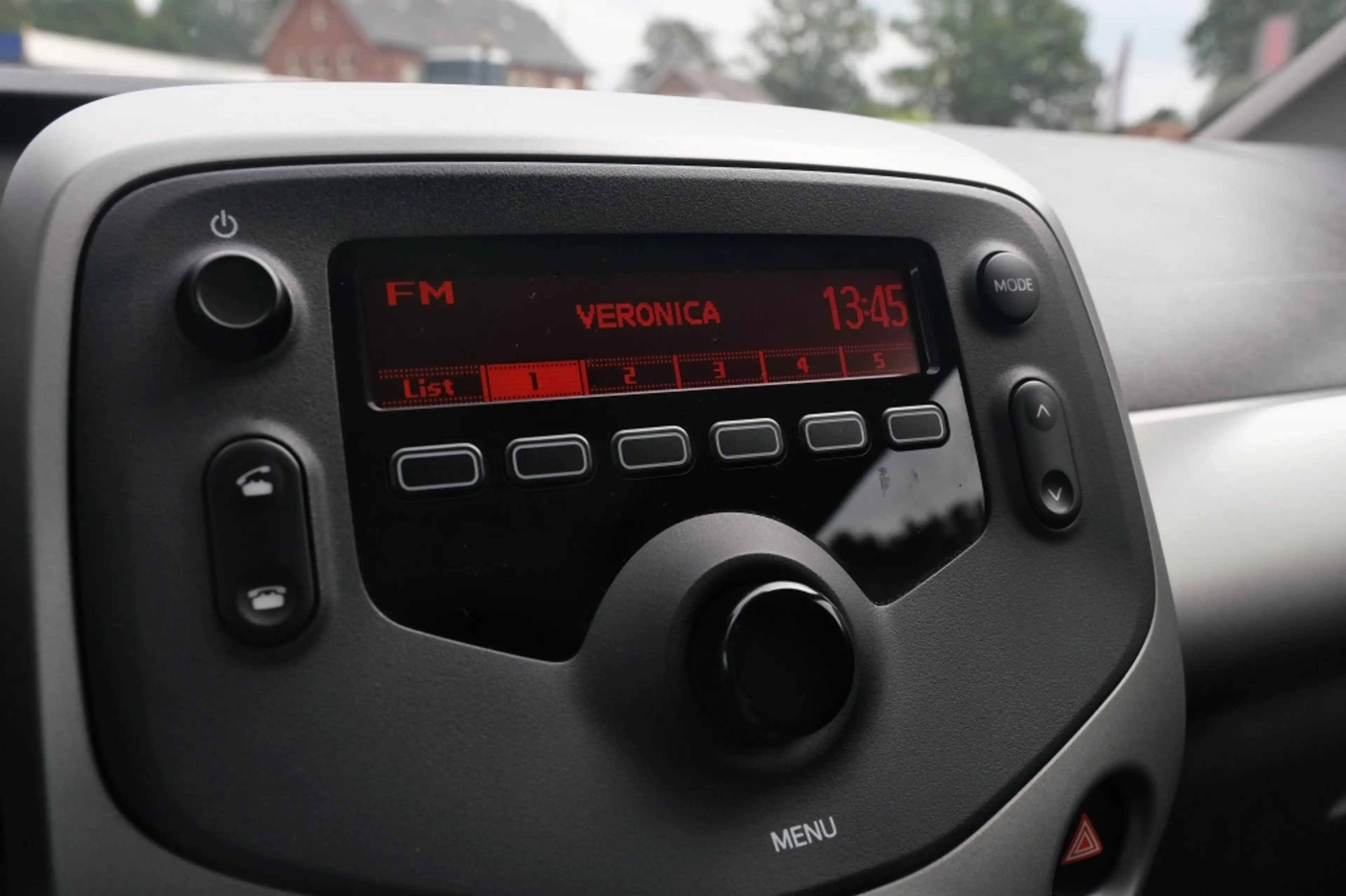 Peugeot 108 1.0 e-VTi Active Airco — photo 12