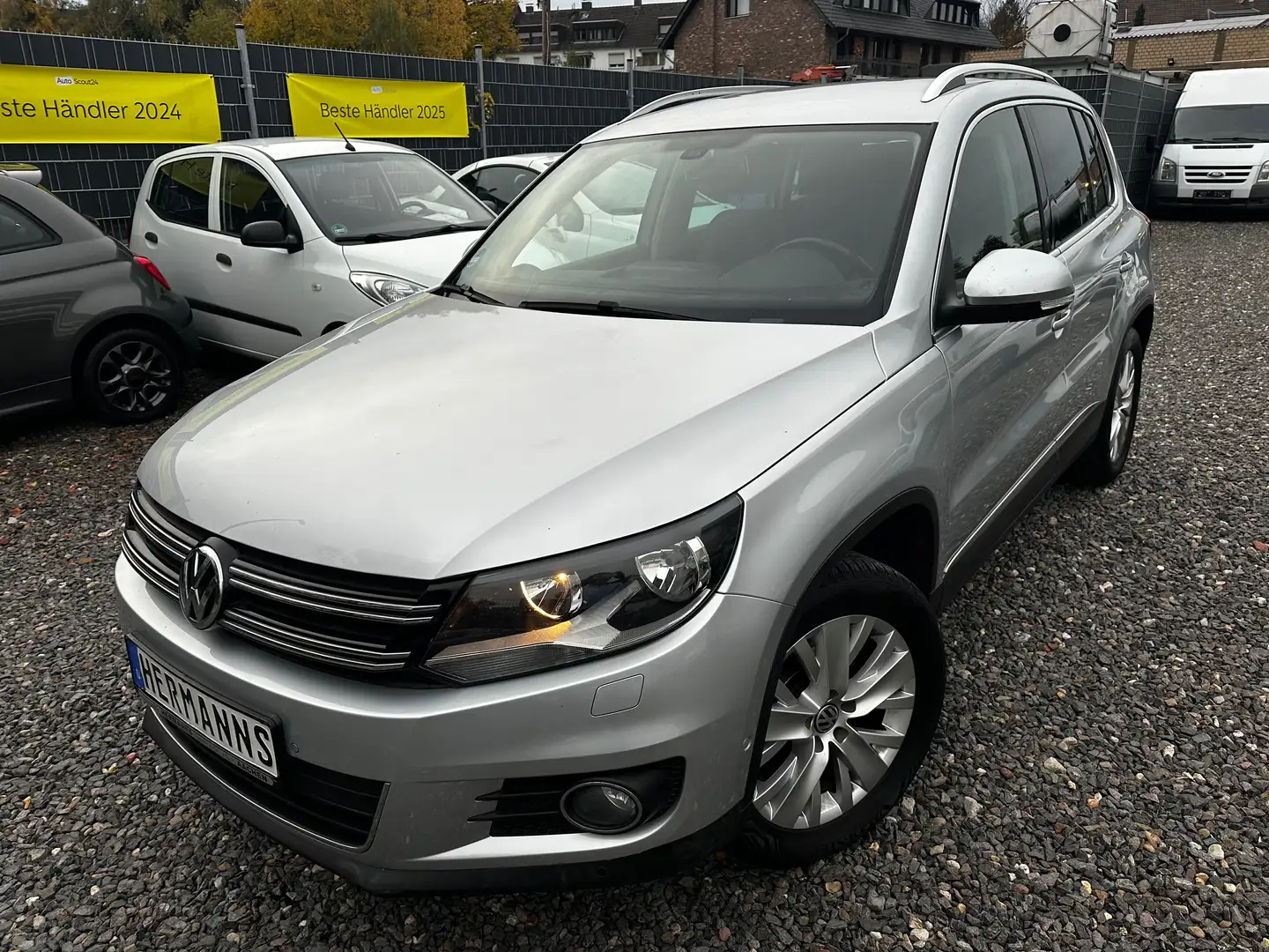 Volkswagen Tiguan Life BMT *SCHECKHEFTGEPFLEGT / ALLWTTERREIFEN* Gris - 1