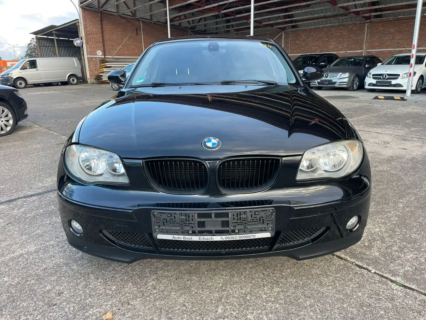 BMW 118 1 Limousine 118i/AUT/SHZ/TÜV NEU Nero - 2