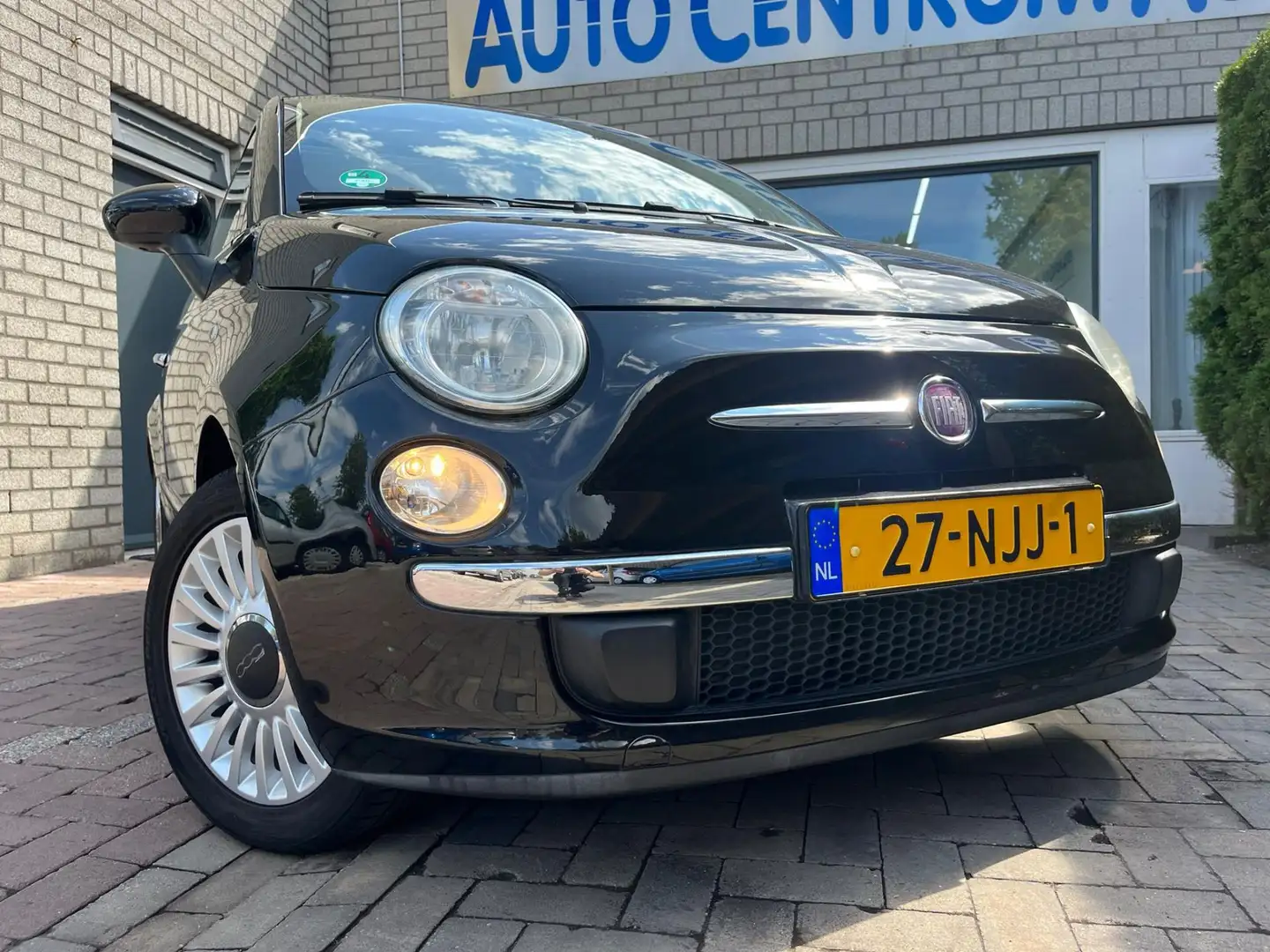 Fiat 500 1.2 Lounge Automaat Panoramadak Apple Carplay Zwart - 2
