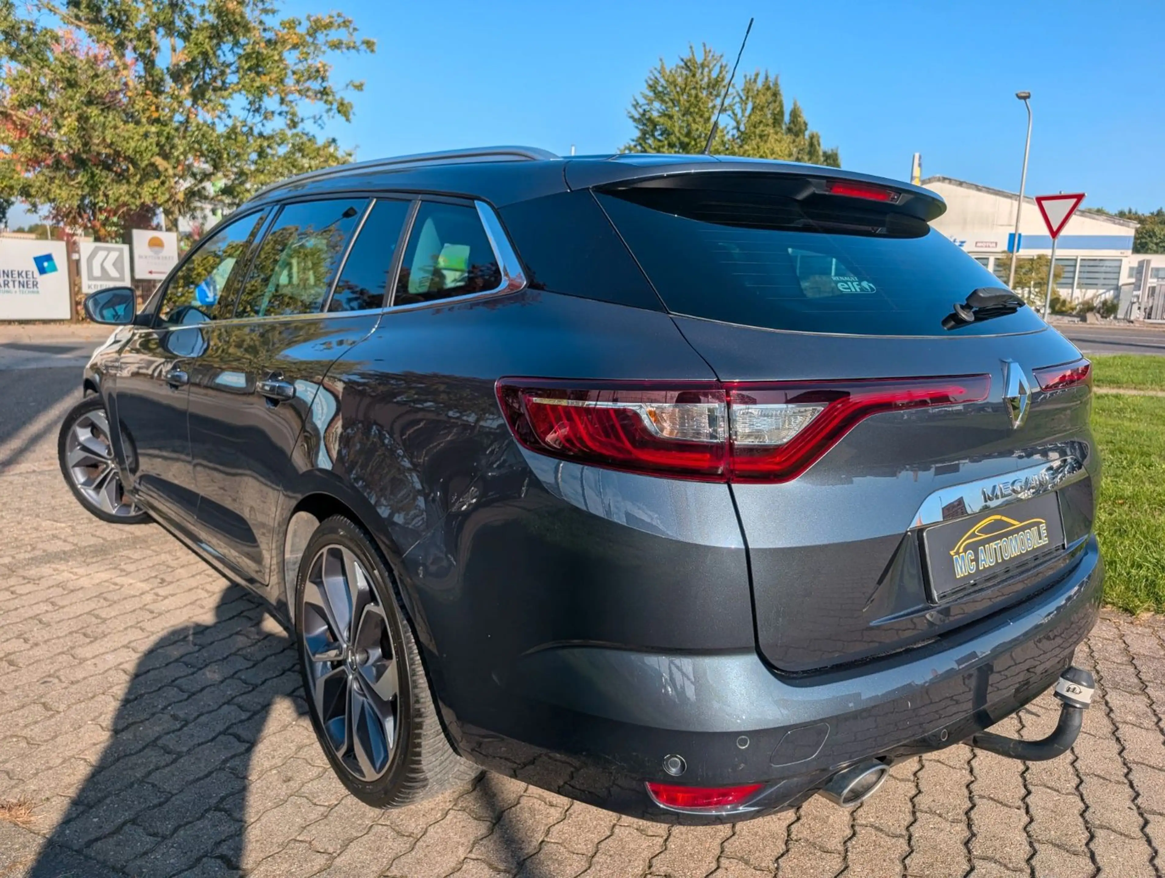 Renault Megane IV Grandtour Limited*1-HAND*KAMERA*PDC !! — photo 14