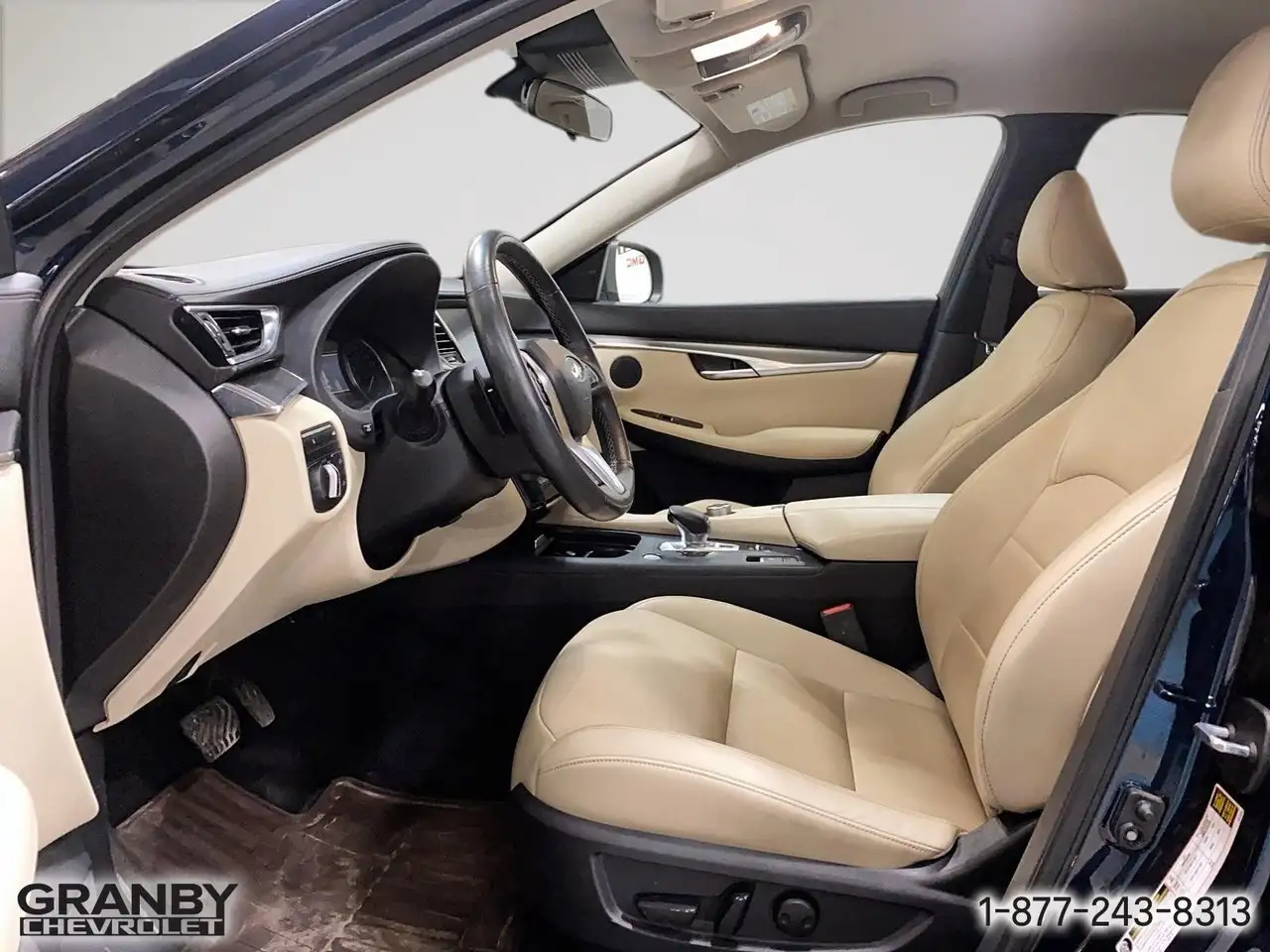 Infiniti QX50 снимка Infiniti QX50
