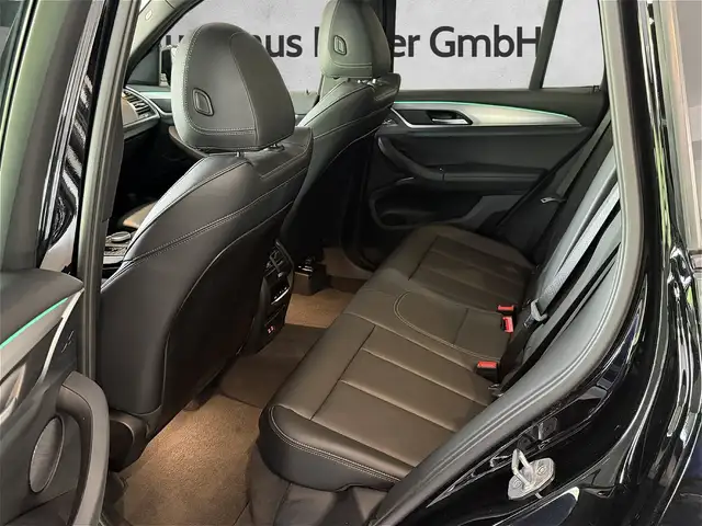 BMW X3 view 7