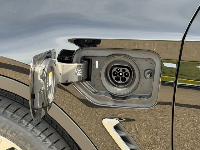 BMW X3 view 3