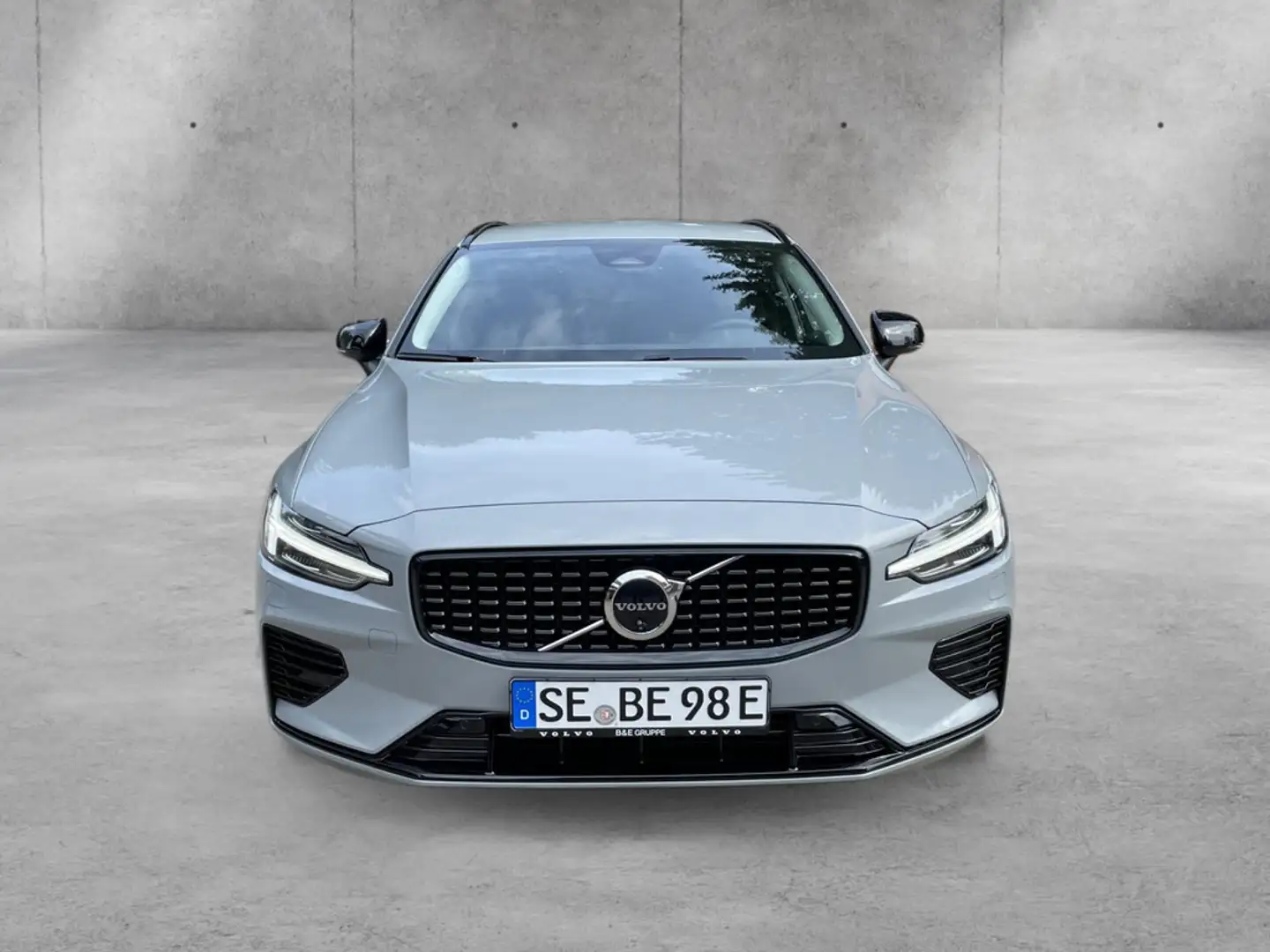Volvo V60 T8 Plus Dark Recharge AWD 360° | ACC | BUS.-PAKET Grau - 2
