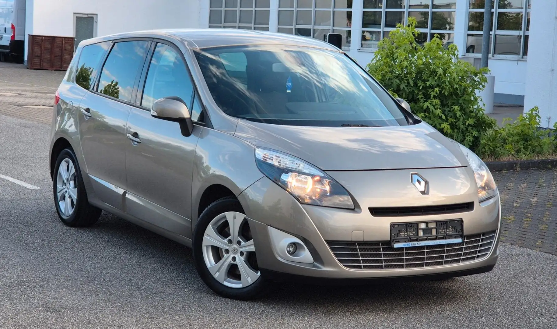 Renault Scenic Grand 2.0 DCI 160 PS  *1. HAND* TÜV NEU Bruin - 1