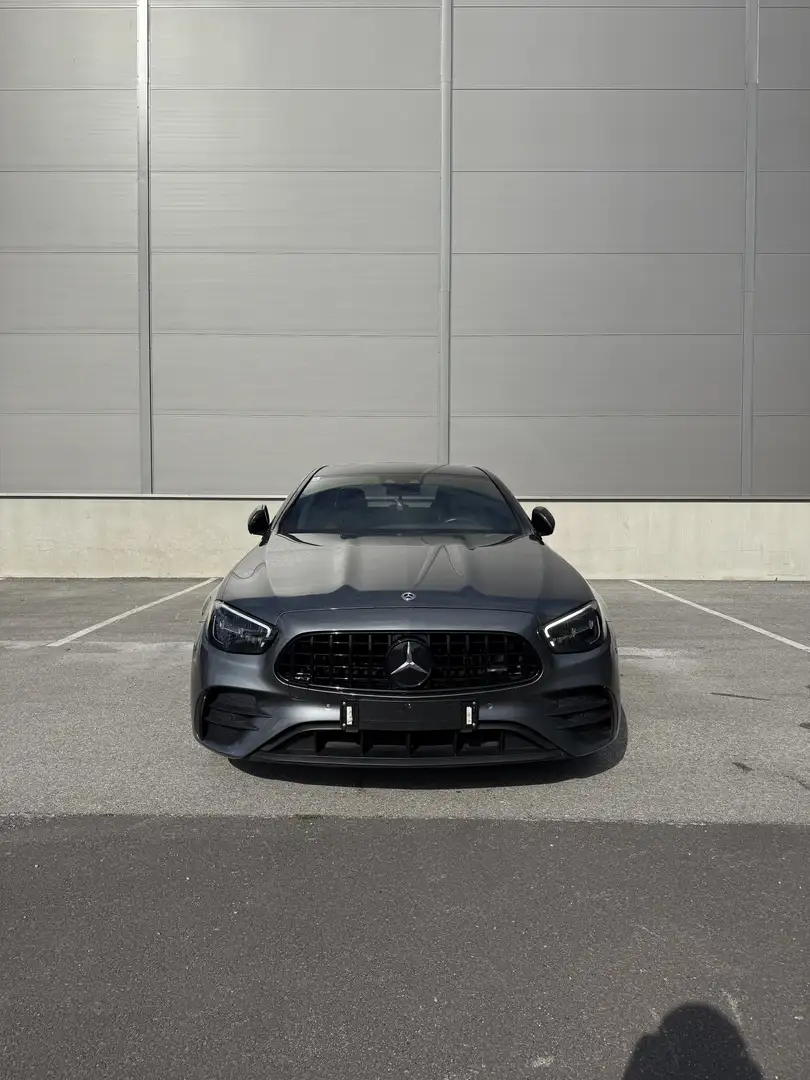 Mercedes-Benz E 220 d 9G-TRONIC AMG Line - 2