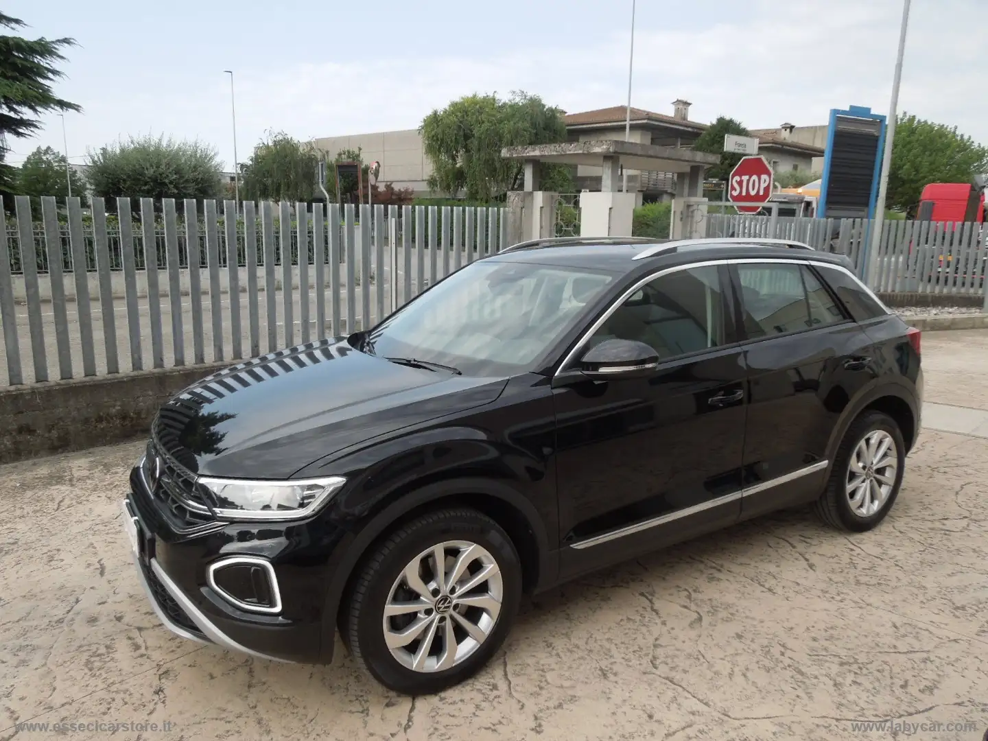Volkswagen T-Roc 2.0 TDI SCR 150 CV DSG 4MOT. Style Nero - 2