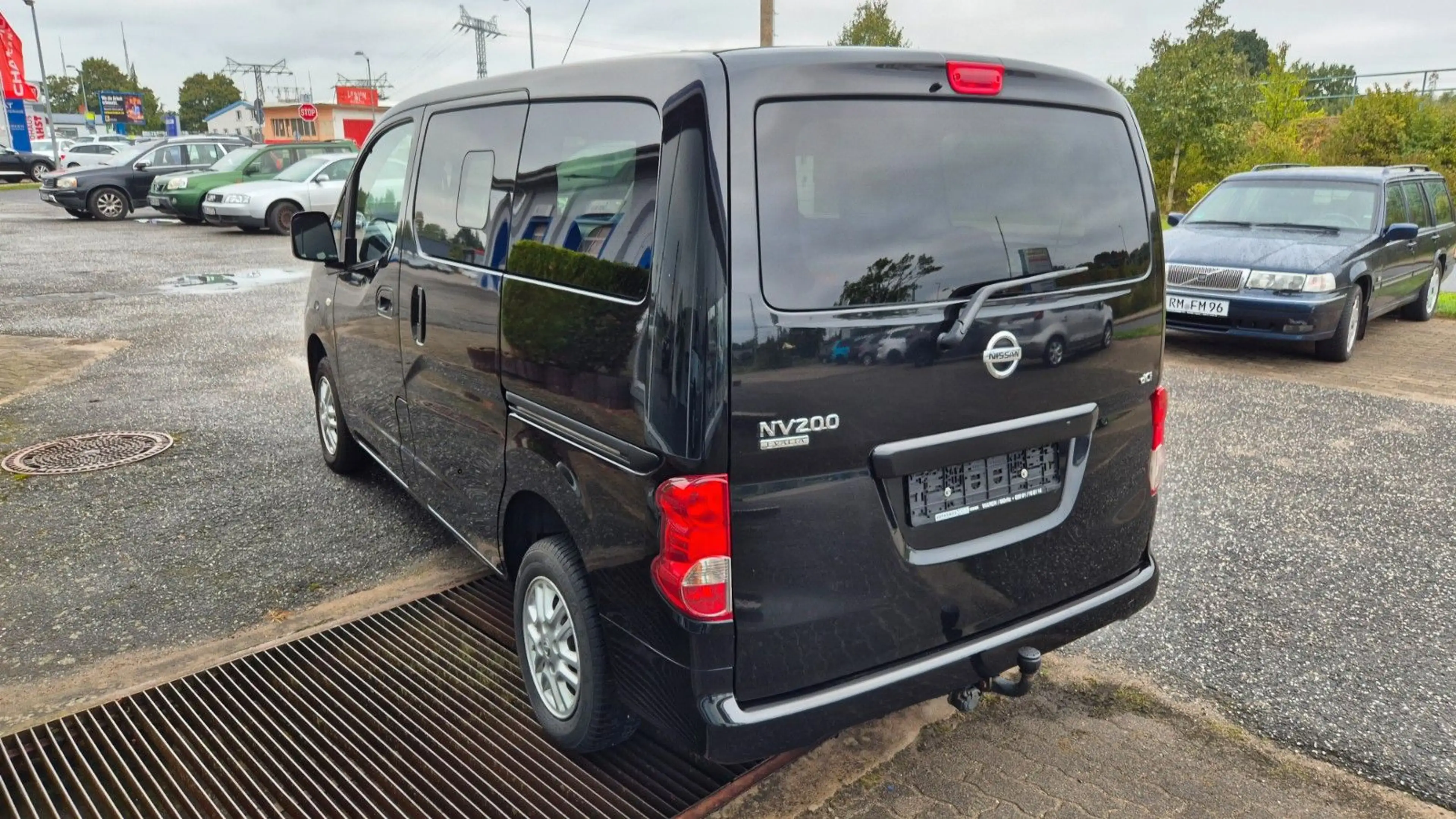 Nissan NV200 /Evalia Evalia Tekna — photo 3