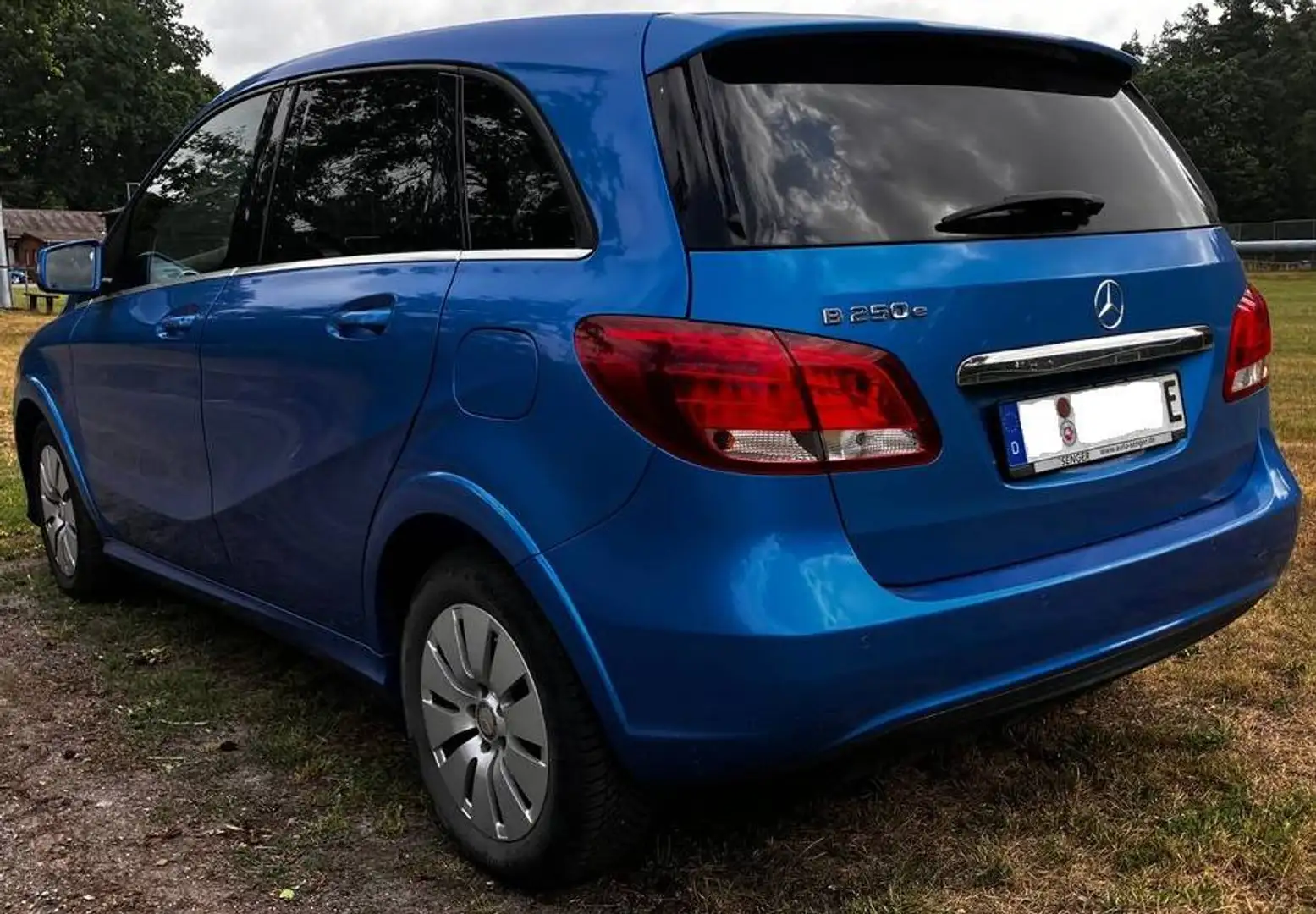 Mercedes-Benz B Electric Drive B (Electric Drive) 250 e Blau - 2