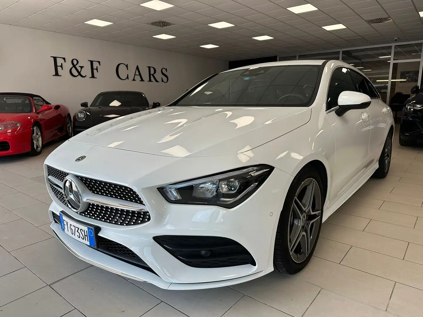 Mercedes-Benz CLA 200 d Shooting Brake Premium Ufficiale Italiana Weiß - 1