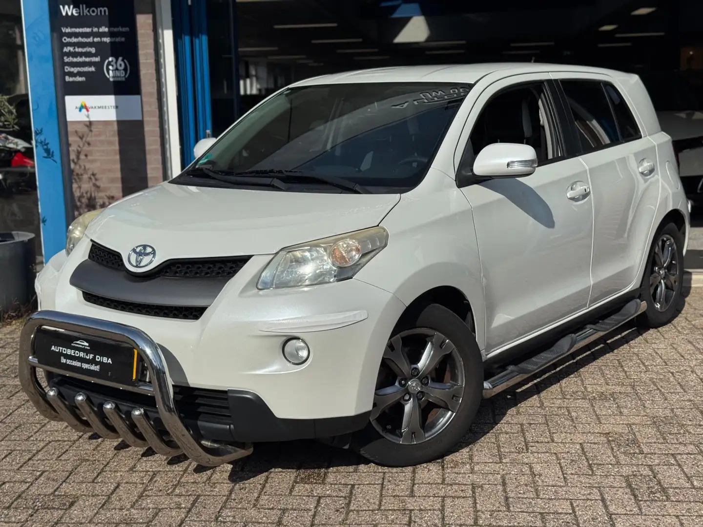 Toyota Urban Cruiser 1.3 VVT-i Dynamic Pearl 2011 CLIMA NAP! Wit - 2