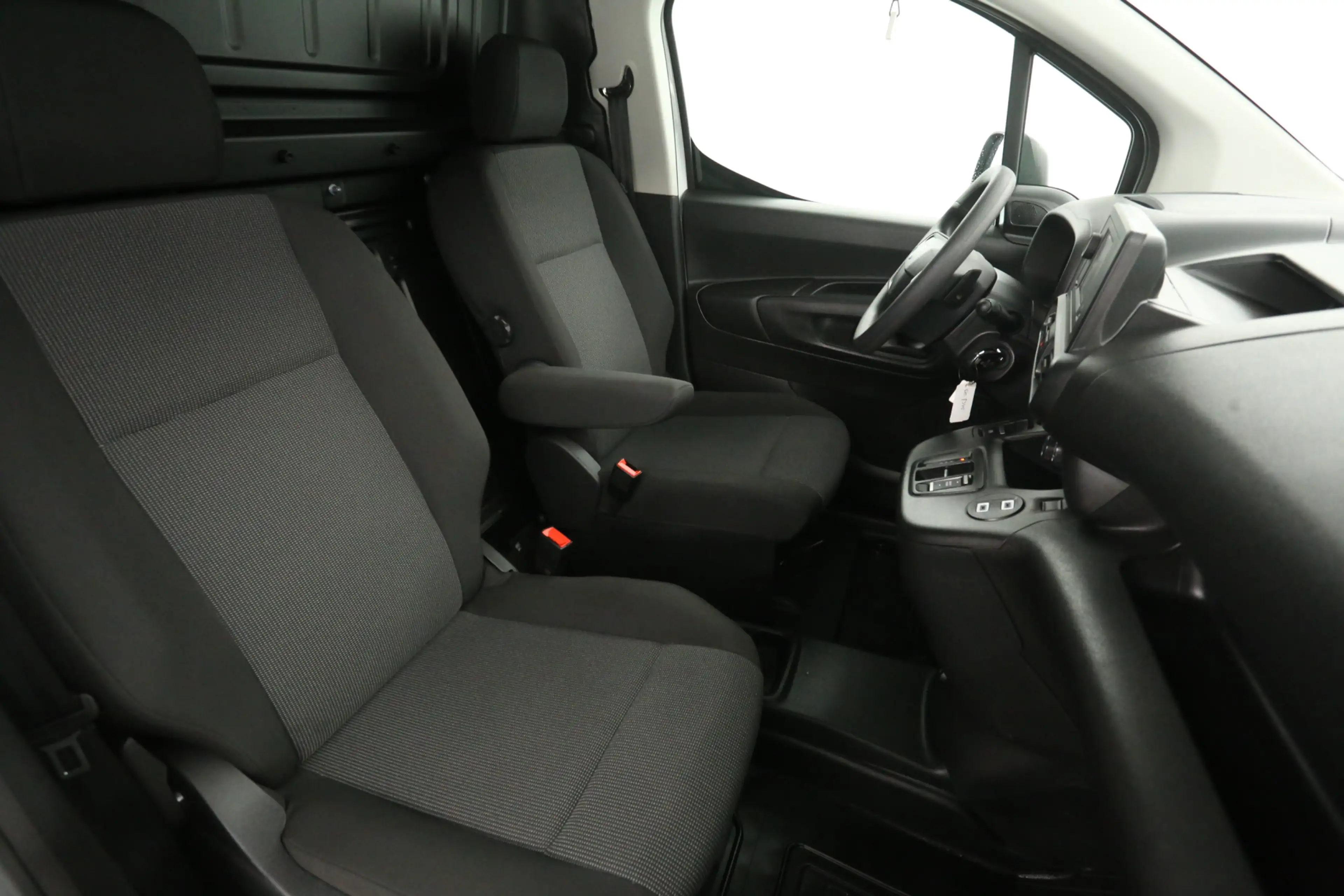 Toyota Proace City e-Proace Electric Duty 50 kWh 136PK | Snelladen | — photo 11