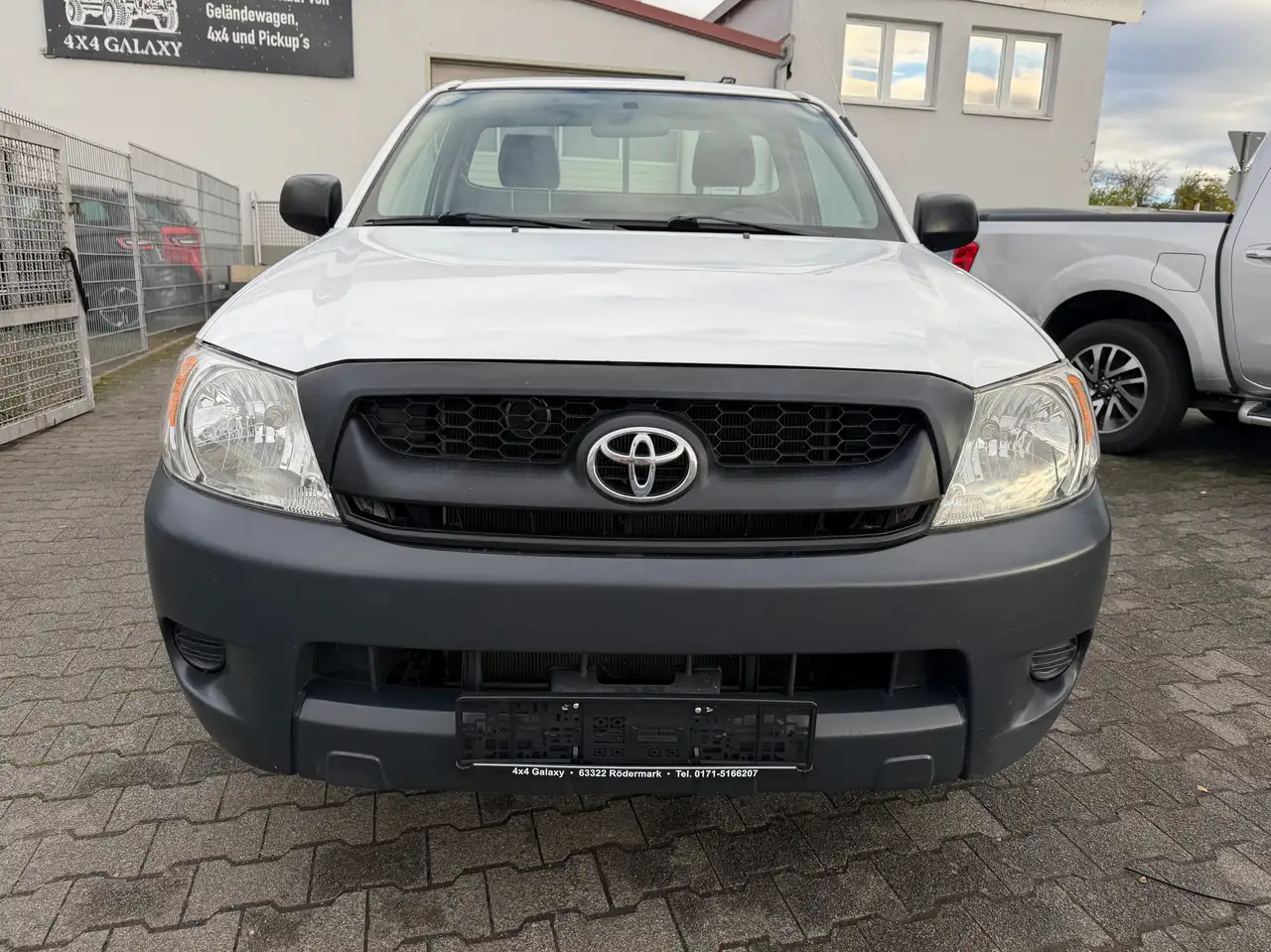 TOYOTA HILUX SINGLE CAB - 102 ch - 110 925KMS - BVM - DISTRIBUTION FAITE