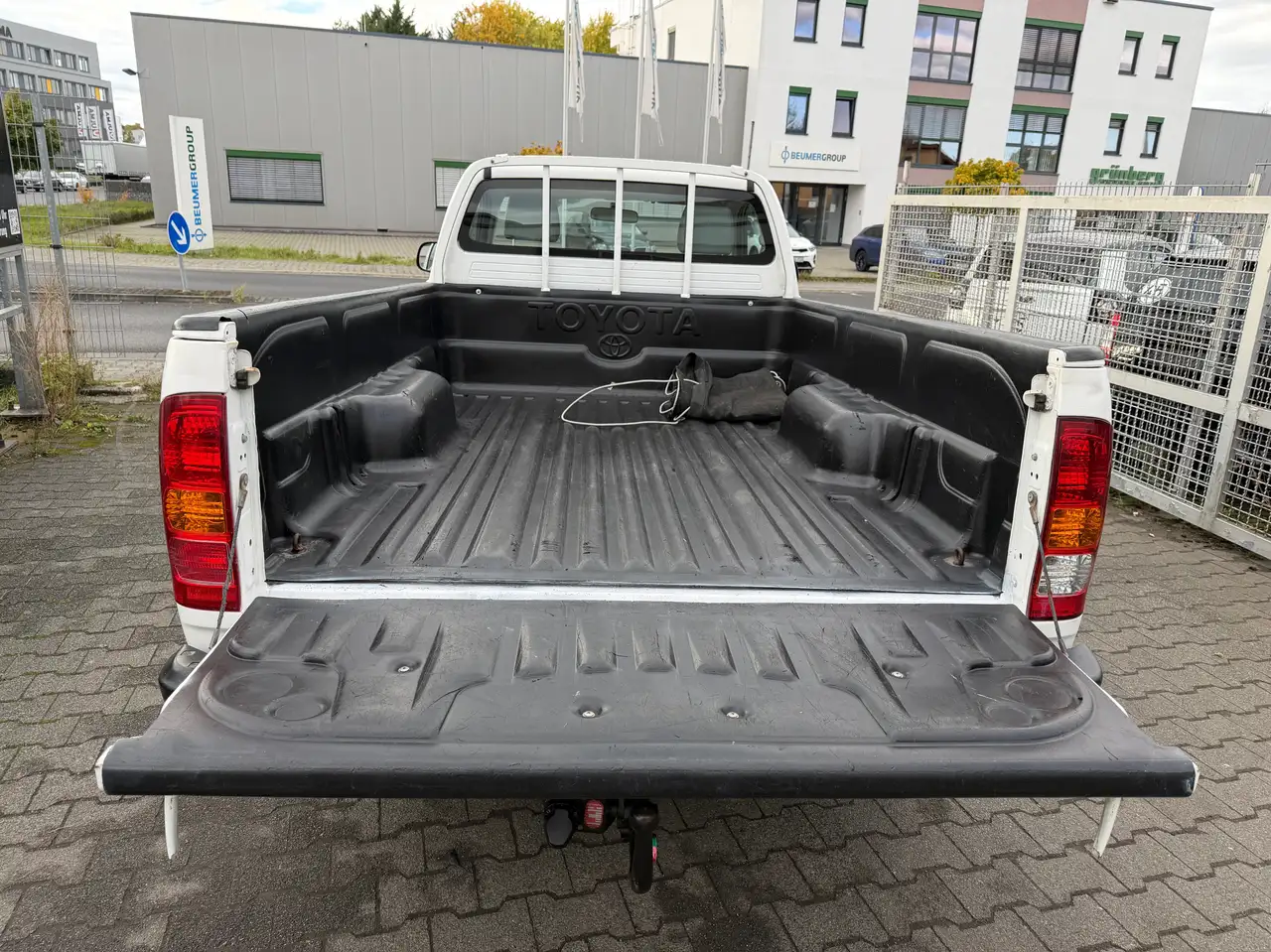 TOYOTA HILUX SINGLE CAB - 102 ch - 110 925KMS - BVM - DISTRIBUTION FAITE