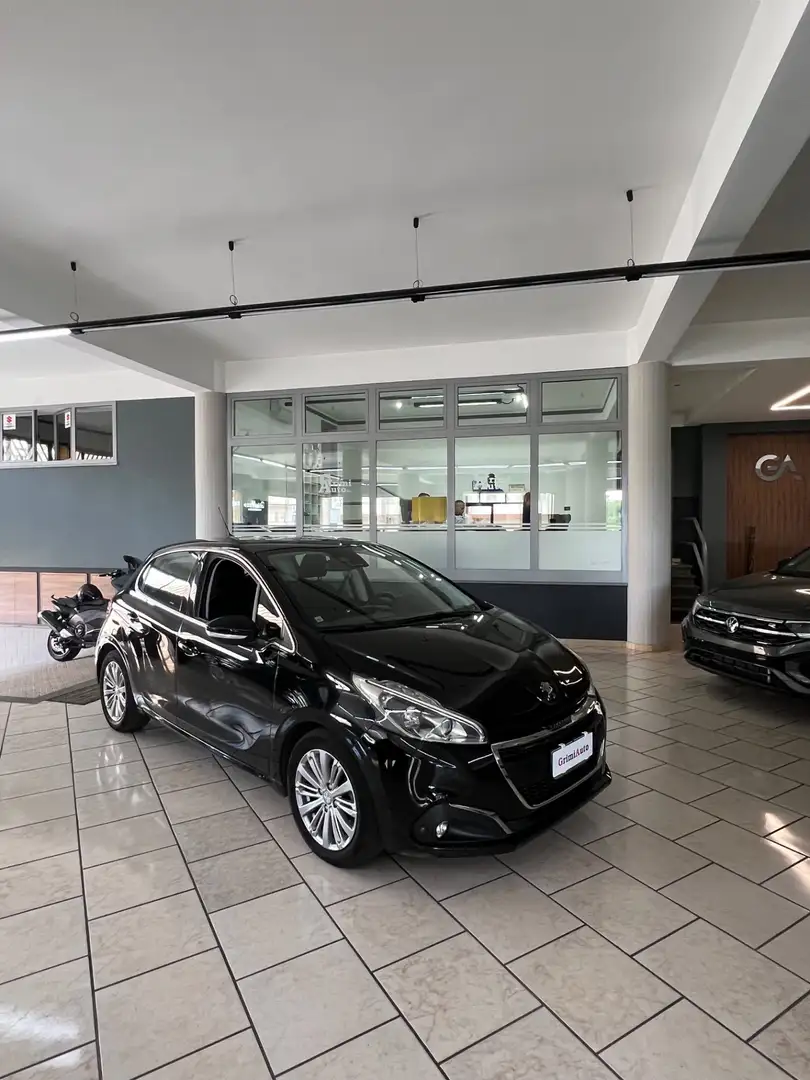 Peugeot 208 BlueHDi 100 Stop&Start 5 porte Allure Fekete - 1