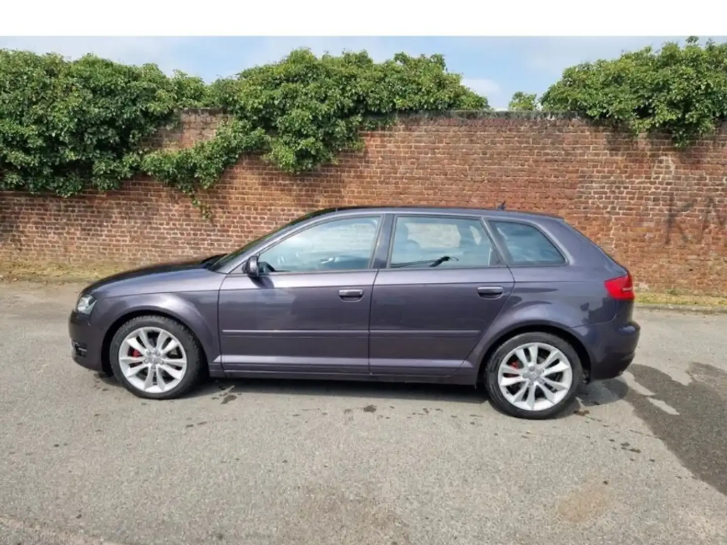 Audi A3 1.4 TFSI 125 Ambition Mauve - 2